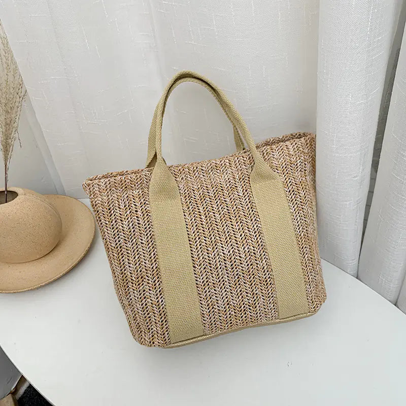 Woven Straw Handbag for Beach Style