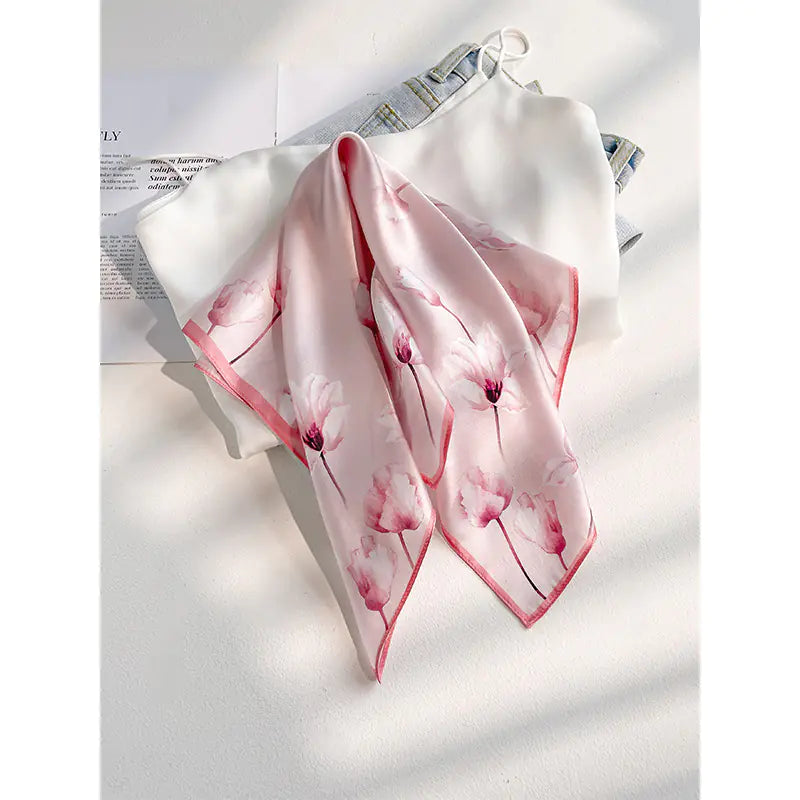 Delightful Pastell Silk-Like Scarf
