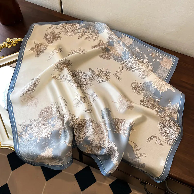 Delightful Pastell Silk-Like Scarf